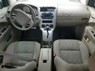 2008 Dodge Caliber SE z VIN 1B3HB28B98D794422, wystawiony jako Copart lot #56109705 z przebiegiem 218 723 mil mil oraz Szkoda całkowita • Salvage title. Historia ofert i sprzedaży dostępna na DreamBid. Obrazek 8.
