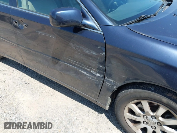 2004 Lexus ES 350 with VIN JTHBA30G340011986, listed as a IAAI auction lot 42077593 with 211,467 mi miles and . Bid and sale history available at DreamBid. Image 6.