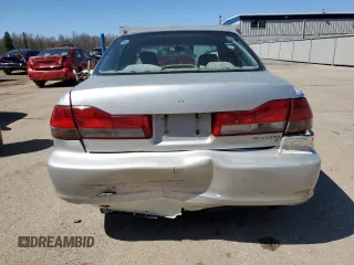 2002 Honda Accord LX z VIN 1HGCG56402A160961, wystawiony jako Copart lot #53092205 z przebiegiem 262 152 mil mil oraz Czysty tytuł • Clean title. Historia ofert i sprzedaży dostępna na DreamBid. Obrazek 6.