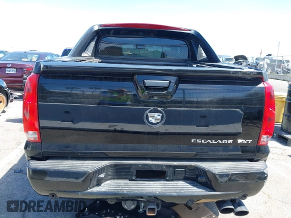 2007 Cadillac Escalade EXT with VIN 3GYFK62807G174788, listed as a IAAI auction lot 41932450 with 183,031 mi miles. Bid and sale history available at carsss.com. Image 15.