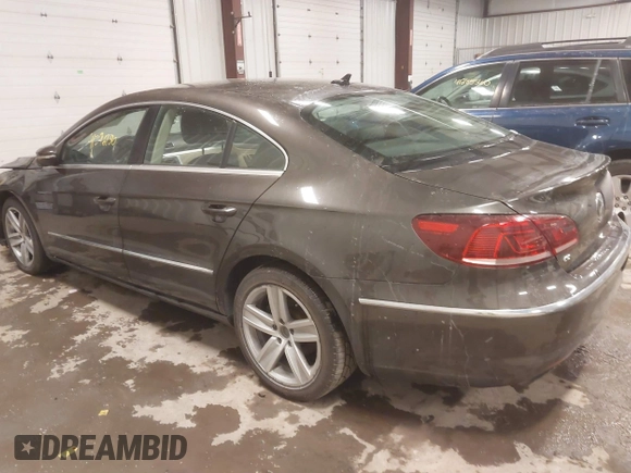 2015 Volkswagen CC R-Line z VIN WVWBP7AN0FE829797, wystawiony jako IAAI lot #41296150 z przebiegiem 138 608 mil mil oraz . Historia ofert i sprzedaży dostępna na DreamBid. Obrazek 3.