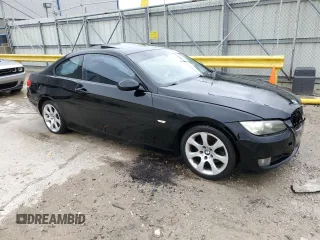 2008 BMW 3 Series 328xi z VIN WBAWV53538P078580, wystawiony jako Copart lot #52483785 z przebiegiem 121 613 mil mil oraz Nie do naprawy • Non repairable. Historia ofert i sprzedaży dostępna na DreamBid. Obrazek 4.