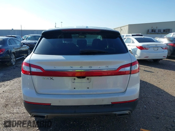 2018 Lincoln MKX Reserve with VIN 2LMPJ6LR7JBL26743, listed as a IAAI auction lot 41180761 with 76,573 mi miles. Bid and sale history available at carsss.com. Image 16.