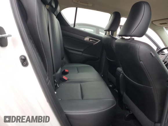 2016 Lexus CT 200h z VIN JTHKD5BHXG2257371, wystawiony jako Copart lot #53124825 z przebiegiem 91 996 mil mil oraz Szkoda całkowita • Salvage title. Historia ofert i sprzedaży dostępna na DreamBid. Obrazek 10.