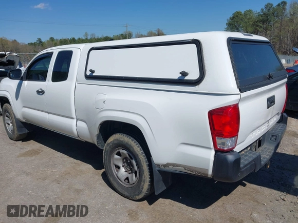 2017 Toyota Tacoma SR z VIN 5TFRX5GN9HX093461, wystawiony jako IAAI lot #41892559 z przebiegiem 159 986 mil mil oraz . Historia ofert i sprzedaży dostępna na DreamBid. Obrazek 3.
