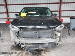 2018 Chevrolet Traverse LT Cloth with VIN 1GNEVGKW5JJ265209, listed as a IAAI auction lot 41700637 with 122,372 mi miles. Bid and sale history available at carsss.com. Image 13.