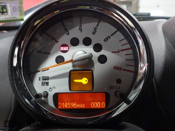 2011 MINI Countryman S with VIN WMWZC5C54BWL52725, listed as a IAAI auction lot 42086776 with 214,596 mi miles and . Bid and sale history available at DreamBid. Image 7.