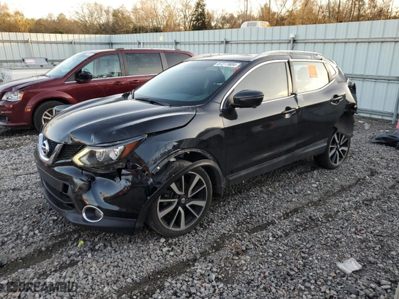 2017 Nissan Rogue Sport SV with VIN JN1BJ1CP7HW015918, listed as a Copart auction lot 46916185 with 95,613 mi miles and Non Repairable. Bid and sale history available at carsss.com. Image 1.