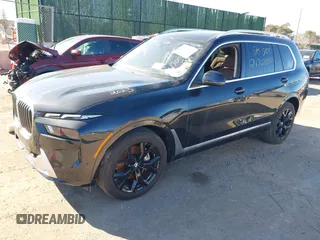 2023 BMW X7 xDrive40i z VIN 5UX23EM04P9P86560, wystawiony jako IAAI lot #41284910 z przebiegiem 13 661 mil mil oraz . Historia ofert i sprzedaży dostępna na DreamBid. Obrazek 19.
