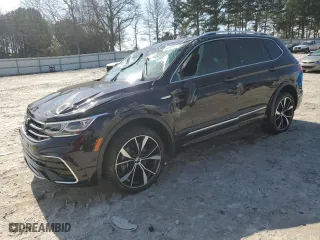 2022 Volkswagen Tiguan SEL R-Line with VIN 3VV4B7AX0NM065582, listed as a Copart auction lot 48826035 with 29,514 mi miles and Salvage Title. Bid and sale history available at carsss.com. Image 1.