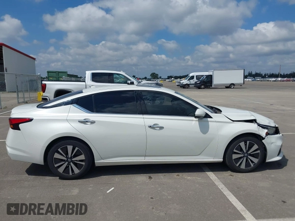 2019 Nissan Altima SL with VIN 1N4BL4EV9KC103050, listed as a IAAI auction lot 42139670 with 112,427 mi miles and . Bid and sale history available at DreamBid. Image 13.