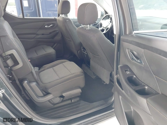 2018 Chevrolet Traverse LT Cloth with VIN 1GNERGKW3JJ275967, listed as a IAAI auction lot 41307855 with 136,207 mi miles. Bid and sale history available at carsss.com. Image 8.