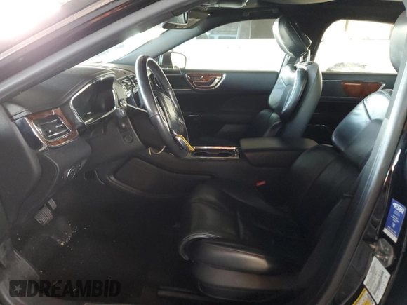 2019 Lincoln Continental Select with VIN 1LN6L9TKXK5607334, listed as a Copart auction lot 84897694 with 76,247 mi miles and Salvage Title. Bid and sale history available at carsss.com. Image 7.