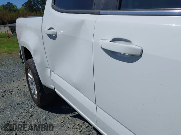 2018 Chevrolet Colorado 2WD LT with VIN 1GCGSCEN5J1164743, listed as a IAAI auction lot 42065381 with 192,264 mi miles and . Bid and sale history available at DreamBid. Image 6.