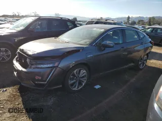 2018 Honda Clarity Touring with VIN JHMZC5F3XJC010482, listed as a Copart auction lot 70893902 with 39,151 mi miles. Bid and sale history available at carsss.com. Image 1.