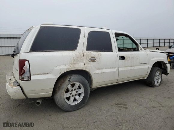 2005 Cadillac Escalade with VIN 1GYEC63N05R209582, listed as a Copart auction lot 85780504 with 0 mi miles and Salvage Title. Bid and sale history available at carsss.com. Image 3.