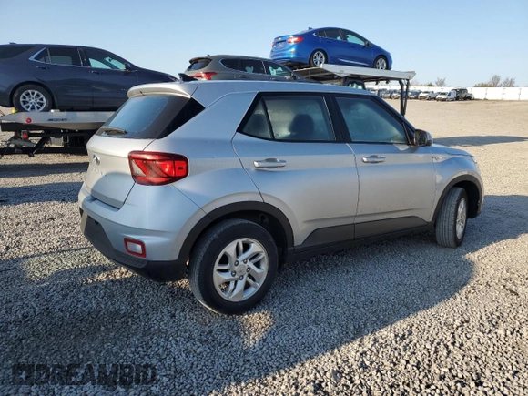 2022 Hyundai Venue SE with VIN KMHRB8A3XNU197179, listed as a Copart auction lot 50105935 with 21,350 mi miles and Salvage Title. Bid and sale history available at DreamBid. Image 3.