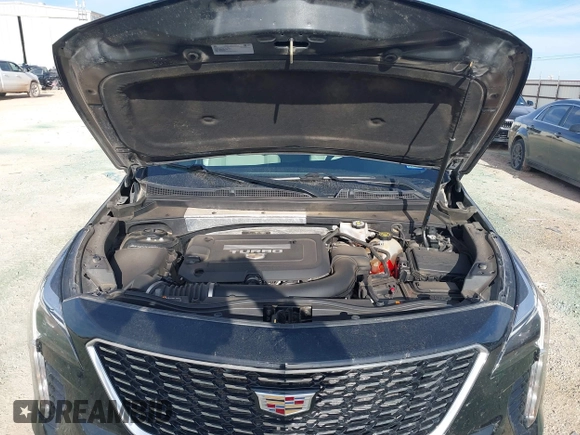 2020 Cadillac XT4 FWD Luxury z VIN 1GYAZAR48LF151119, wystawiony jako IAAI lot #41327430 z przebiegiem 62 704 mil mil oraz . Historia ofert i sprzedaży dostępna na DreamBid. Obrazek 10.