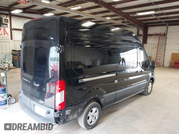 2017 Ford Transit with VIN 1FTYR2XM3HKB16161, listed as a IAAI auction lot 42033257 with 158,413 mi miles. Bid and sale history available at carsss.com. Image 4.