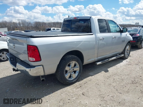 2018 Ram 1500 Big Horn z VIN 1C6RR7GG6JS231331, wystawiony jako IAAI lot #41858511 z przebiegiem 64 514 mil mil oraz . Historia ofert i sprzedaży dostępna na DreamBid. Obrazek 4.