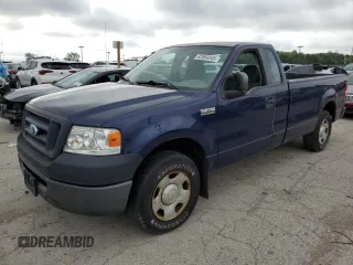 2008 Ford F-150 XL z VIN 1FTRF122X8KE92692, wystawiony jako Copart lot #62864245 z przebiegiem 125 104 mil mil oraz Czysty tytuł • Clean title. Historia ofert i sprzedaży dostępna na DreamBid. Obrazek 1.