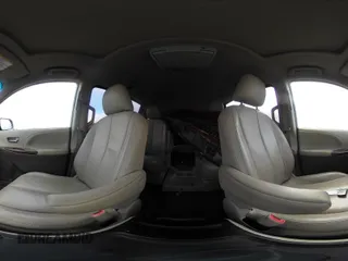 2014 Toyota Sienna XLE with VIN 5TDYK3DCXES471676, listed as a IAAI auction lot 41853038 with 169,790 mi miles. Bid and sale history available at carsss.com. Image 18.