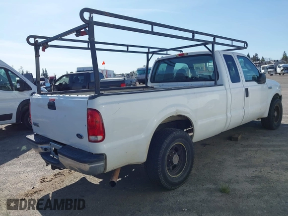 2005 Ford Super Duty F-250 XL with VIN 1FTSX20515EB09203, listed as a IAAI auction lot 41849426 with 179,296 mi miles. Bid and sale history available at carsss.com. Image 4.