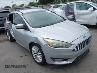 2015 Ford Focus Titanium с VIN 1FADP3N23FL356822, выставлен на аукционе IAAI как лот 41981053 с пробегом 115 584 миль миль и . История ставок и продаж доступна на DreamBid. Изображение 1.