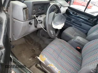 1997 Jeep Wrangler Sport with VIN 1J4FY19S6VP541852, listed as a Copart auction lot 48047235 with 163,501 mi miles and Salvage Title. Bid and sale history available at carsss.com. Image 8.