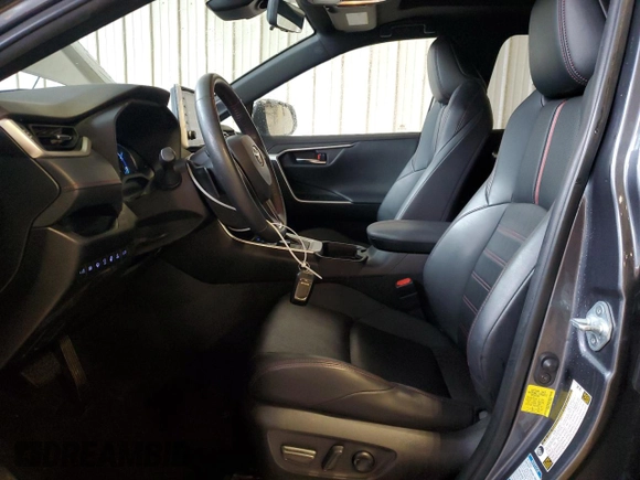2021 Toyota RAV4 XSE with VIN JTMFB3FV5MD035494, listed as a Copart auction lot 61256085 with 54,940 mi miles and Salvage title. Bid and sale history available at DreamBid. Image 7.