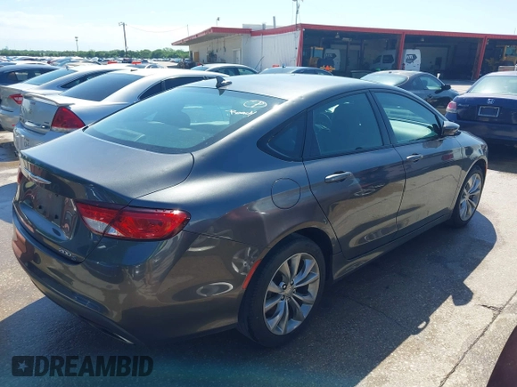 2015 Chrysler 200 S with VIN 1C3CCCBG2FN522354, listed as a IAAI auction lot 42101597 with 147,837 mi miles. Bid and sale history available at carsss.com. Image 4.