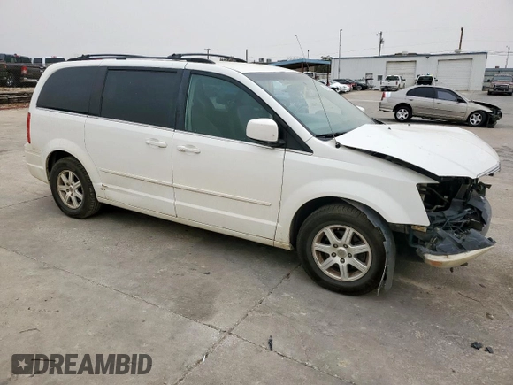 2008 Chrysler Town & Country Touring with VIN 2A8HR54P68R841618, listed as a Copart auction lot 48199205 with 153,058 mi miles and Salvage title. Bid and sale history available at DreamBid. Image 4.