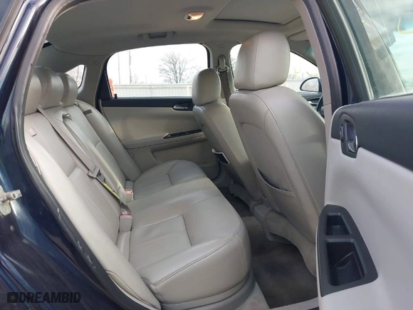 2008 Chevrolet Impala LT with VIN 2G1WT58KX89161518, listed as a IAAI auction lot 41931224 with 166,388 mi miles. Bid and sale history available at carsss.com. Image 8.