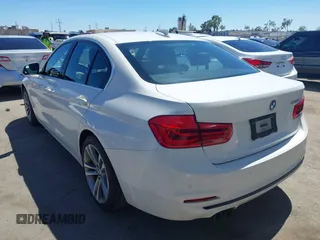 2017 BMW 3 Series 330i с VIN WBA8B9G55HNU50399, выставлен на аукционе IAAI как лот 42630561 с пробегом 60 176 миль миль и . История ставок и продаж доступна на DreamBid. Изображение 3.