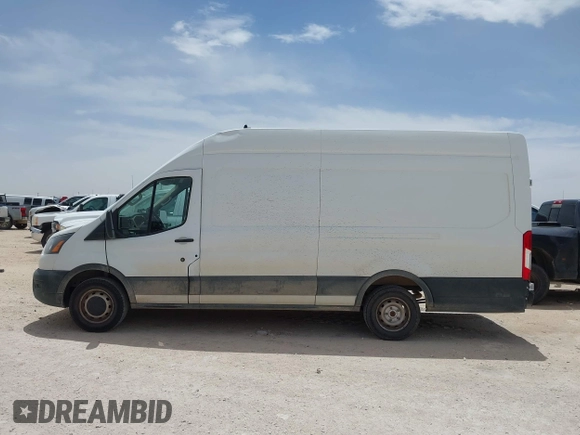 2023 Ford Transit Cargo z VIN 1FTBR3X83PKA97706, wystawiony jako IAAI lot #42253817 z przebiegiem 54 042 mil mil oraz . Historia ofert i sprzedaży dostępna na DreamBid. Obrazek 14.
