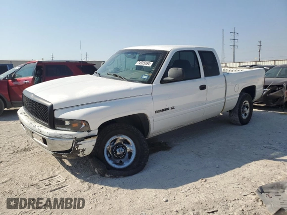2000 Dodge 1500 z VIN 3B7HF12Y0YG147372, wystawiony jako Copart lot #74925094 z przebiegiem 247 162 mil mil oraz Szkoda całkowita • Salvage title. Historia ofert i sprzedaży dostępna na DreamBid. Obrazek 1.