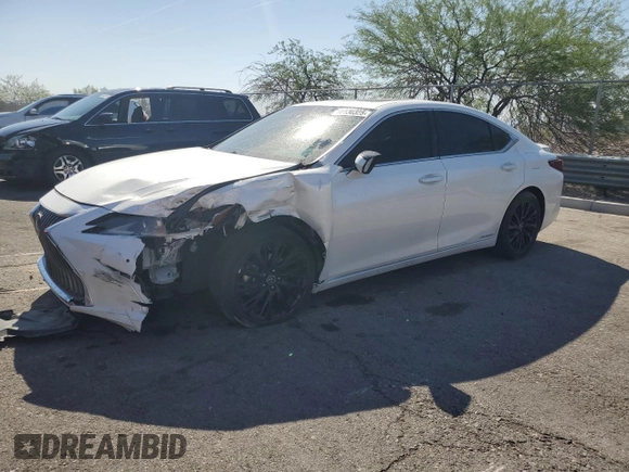 2020 Lexus ES 300h with VIN 58AD21B10LU007586, listed as a Copart auction lot 60130325 with 68,851 mi miles and Salvage title. Bid and sale history available at DreamBid. Image 1.