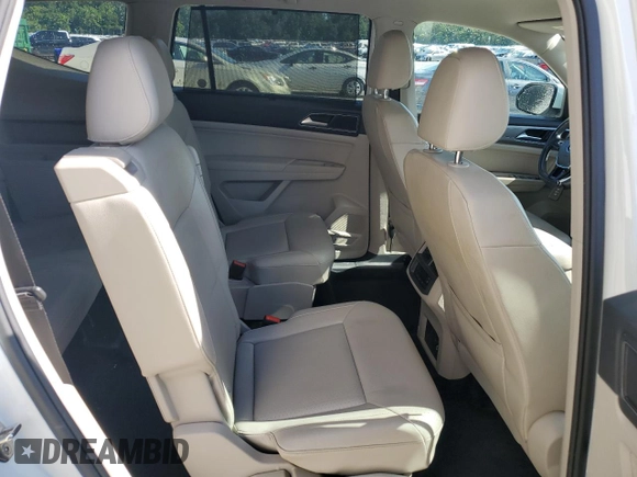2018 Volkswagen Atlas SE with VIN 1V2CR2CA2JC532383, listed as a Copart auction lot 60138845 with 133,596 mi miles and Salvage title. Bid and sale history available at DreamBid. Image 11.