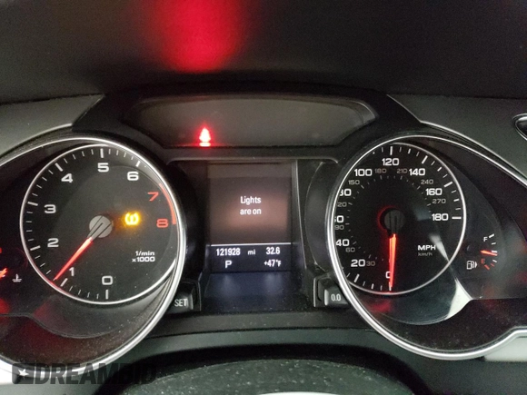 2011 Audi A5 Premium Plus с VIN WAULFAFH3BN009809, выставлен на аукционе Copart как лот 53299785 с пробегом 121 928 миль миль и Чистый • Clean title. История ставок и продаж доступна на DreamBid. Изображение 9.