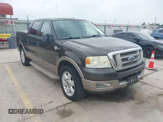 2005 Ford F-150 XLT z VIN 1FTPW12515KE76541, wystawiony jako IAAI lot #42144856 z przebiegiem 239 039 mil mil oraz . Historia ofert i sprzedaży dostępna na DreamBid. Obrazek 1.