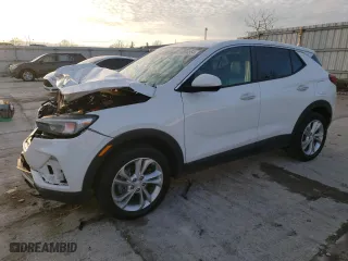 2020 Buick Encore GX Preferred with VIN KL4MMCSL4LB109143, listed as a Copart auction lot 84866854 with 31,639 mi miles and Salvage Title. Bid and sale history available at carsss.com. Image 1.