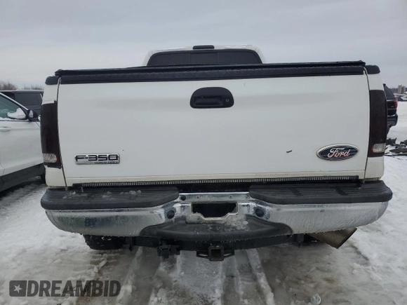 2006 Ford F-350 XL with VIN 1FTWW31P36EA45337, listed as a Copart auction lot 44967645 with 208,916 mi miles and Clean Title. Bid and sale history available at DreamBid. Image 6.
