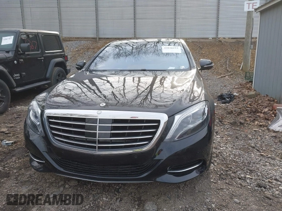 2015 Mercedes-Benz S 550 with VIN WDDUG8FB9FA111742, listed as a IAAI auction lot 42038153 with 119,711 mi miles and . Bid and sale history available at DreamBid. Image 21.