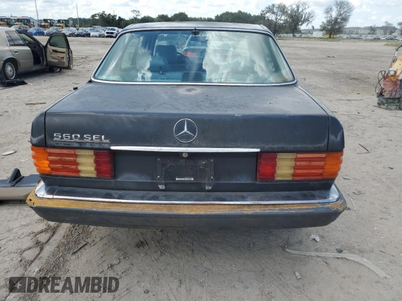 1990 Mercedes-Benz 560 with VIN WDBCA39E1LA513149, listed as a Copart auction lot 65934914 with 181,961 mi miles and Clean Title. Bid and sale history available at DreamBid. Image 6.
