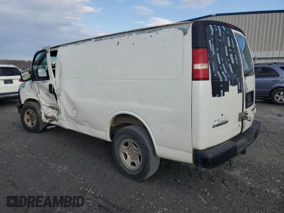 2003 Chevrolet Express Cargo with VIN 1GCFG25T731149766, listed as a Copart auction lot 44036855 with Not Provided miles and Non Repairable. Bid and sale history available at DreamBid. Image 2.