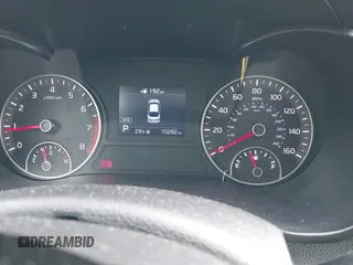 2019 Kia Optima LX with VIN 5XXGT4L36KG352553, listed as a IAAI auction lot 41527076 with 70,282 mi miles. Bid and sale history available at carsss.com. Image 7.