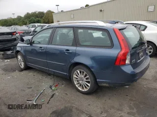 2008 Volvo V50 R-Design с VIN YV1MJ672682390833, выставлен на аукционе Copart как лот 72750754 с пробегом 105 330 миль миль и Списание • Salvage title. История ставок и продаж доступна на DreamBid. Изображение 2.