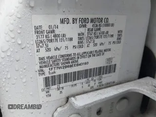 2014 Ford Super Duty F-250 SRW XL with VIN 1FT7W2B69EEB43193, listed as a IAAI auction lot 41463083 with 330,282 mi miles. Bid and sale history available at carsss.com. Image 9.