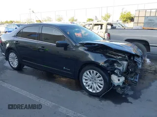 2010 Ford Fusion Hybrid с VIN 3FADP0L35AR178853, выставлен на аукционе IAAI как лот 42708639 с пробегом 236 429 миль миль и . История ставок и продаж доступна на DreamBid. Изображение 1.