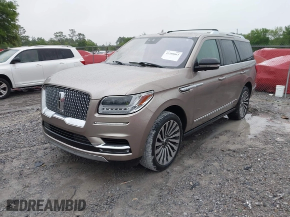 2018 Lincoln Navigator Reserve z VIN 5LMJJ2LT5JEL12492, wystawiony jako IAAI lot #42208861 z przebiegiem 186 337 mil mil oraz . Historia ofert i sprzedaży dostępna na DreamBid. Obrazek 18.